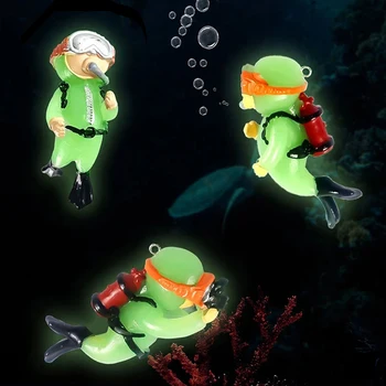 Roztomilý Luminous Green Mini Diver Simulované Plávajúce Potápěč Kawaii Miniatúrne Údaje Akvárium Ozdoby Akvárium Dekorácie